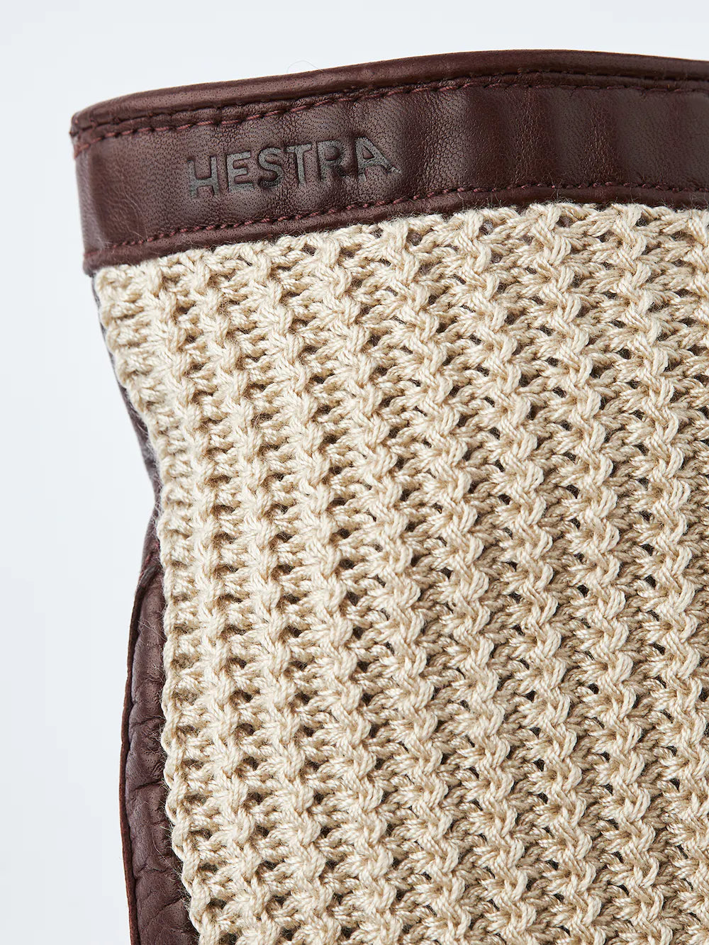 Lined men’s leather glove with crochet detail
